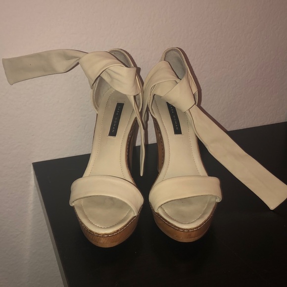 Zara cream beige tie platform shoes sz 38